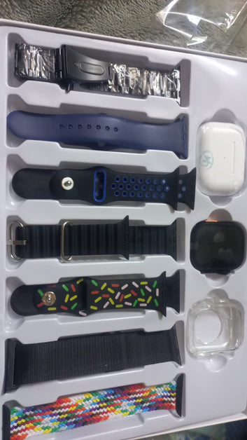 ULTRA2 Max Suit Smart Watch 10 in 1 set Infinite Display + Ear Buds